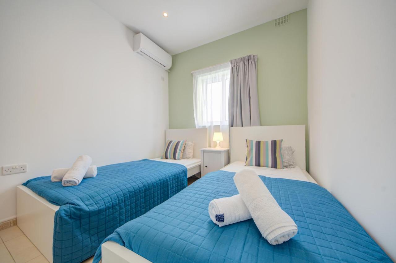 Azure Haven - Gzira Apartments And Penthouse By Shortletsmalta Exterior foto